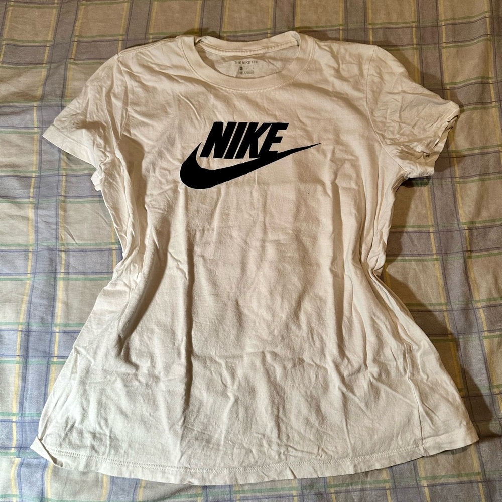 Nike White Fitted Short Sleeve T-Shirt
